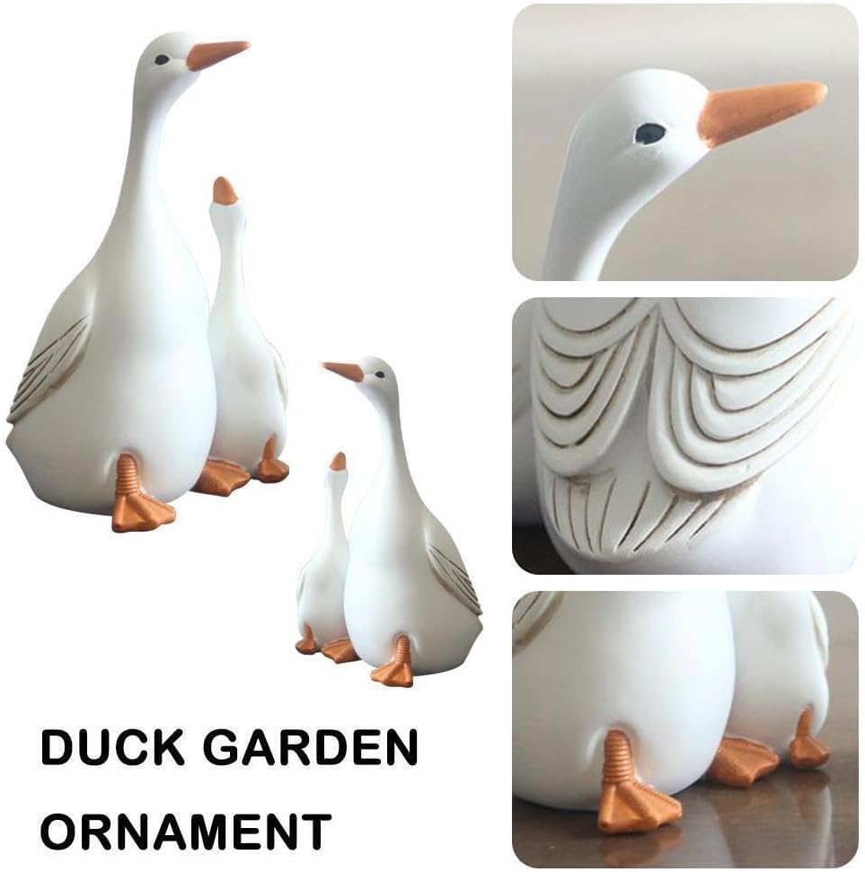Lifelike Mother Duck and Ducklings Resin Statue for Patio Yard Decoration - Durable and Hand-Drawn Sculpture (Small & Large Bundle Set)