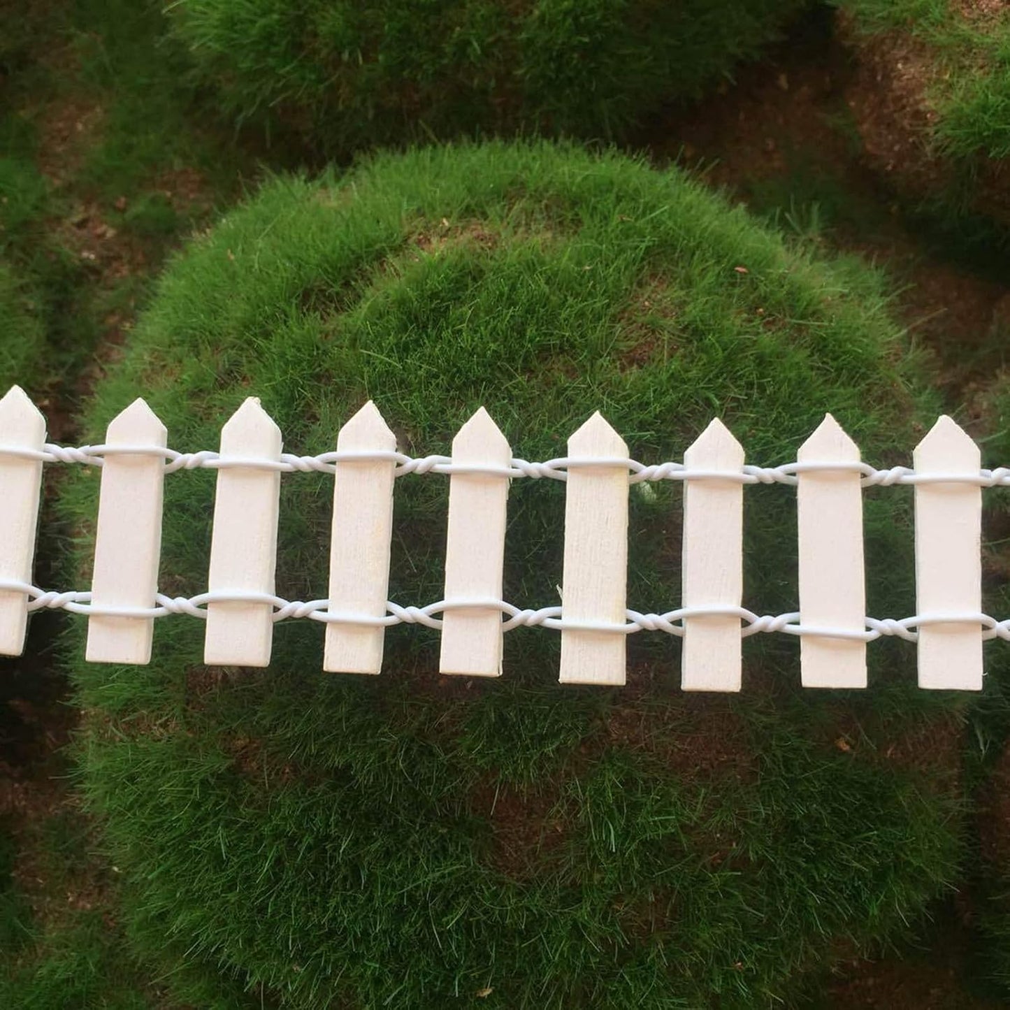 35 Inches Mini Fairy Garden Fence DIY Small Wood Decorative Picket Fence Micro Landscape Miniature Ornaments for Dollhouse, Crafts, Diorama Project, Plant Pot, Nature Wood