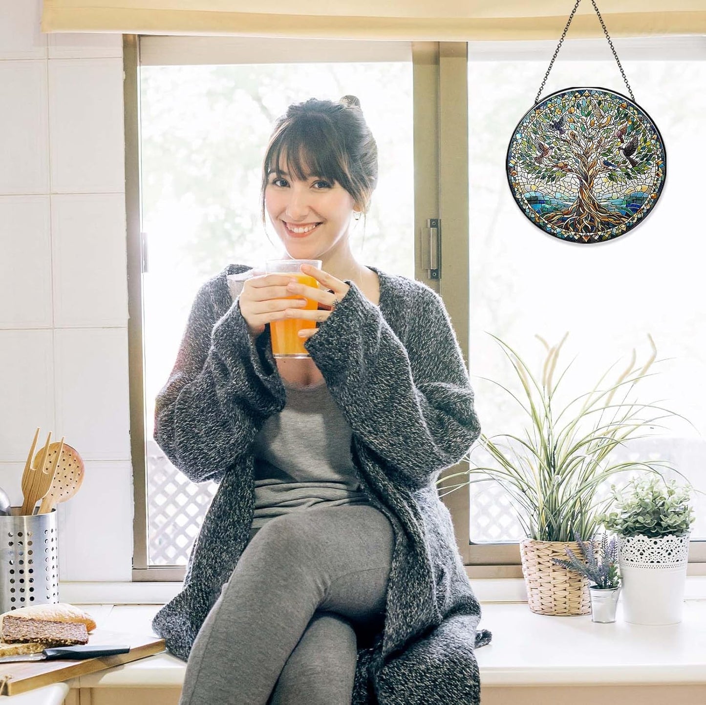 Tree of Life with Birds Sun Catcher RVEAFA Stained Glass Window Hanging Birds Lover Gifts for Women Wall Decor Handmade Sun Catcher Decoration for Garden Home Housewarming Gifts(20 * 20cm