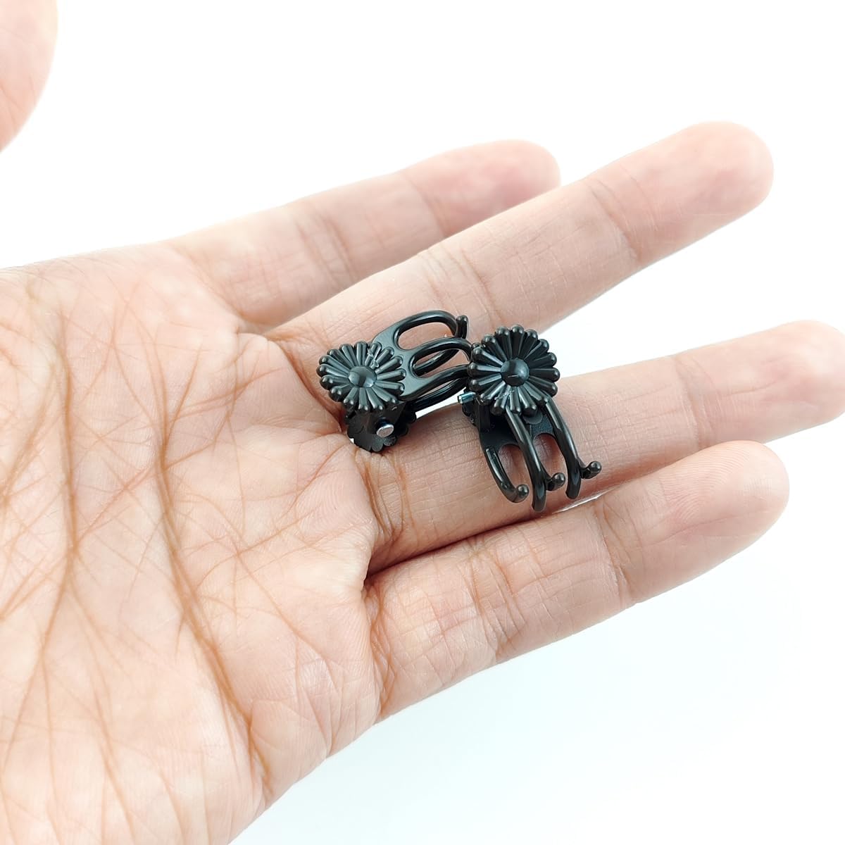 GXXMEI 200PCS Plant Clips, Orchid Clips Plant Orchid Support Clips Flower and Vine Clips for Supporting Stems Vines Grow Upright Dark Brown