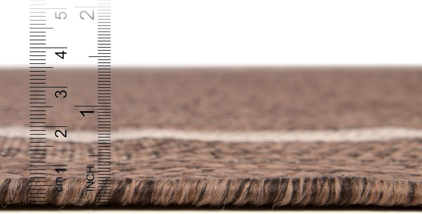 Unique Loom Outdoor Border Collection Area Rug - Soft Border (7' 1" x 10' Rectangle, Brown/ Ivory)