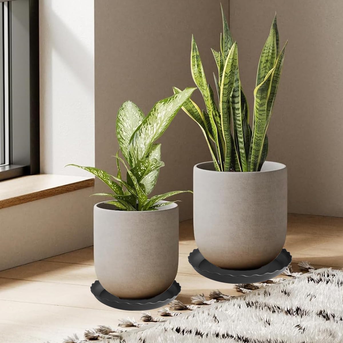 2 Pack of 14 inch Plant Saucer Plant Tray, Plastic Plant Saucer, Heavy Duty Plant Tray for Pots, Plant Saucers for Indoors Planter, Garden Water Plate Bowls for Gallon Grow Bags (Black)