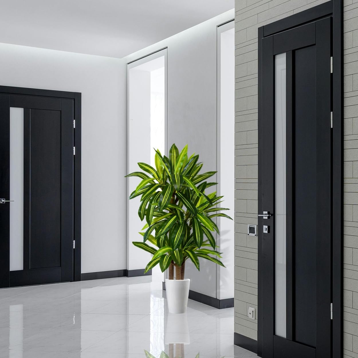 Artificial Dracaena Tree 5ft, Fake Yucca Plant with White Planter and Lifelike Leaves, Faux Dracaena Tall Floor Trees for Home Office Garden Décor