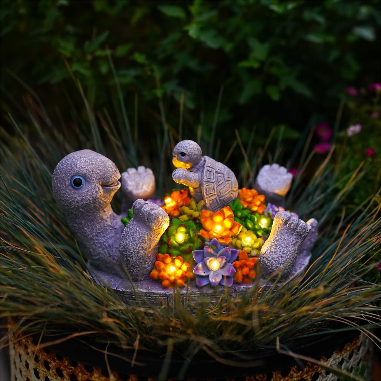 Solar Turtle Figurines Garden Decor, Cute Turtle Statue with Baby with 8 LED Solar Lights Garden Lawn Decorations for Patio & Yard, Gifts for Mom