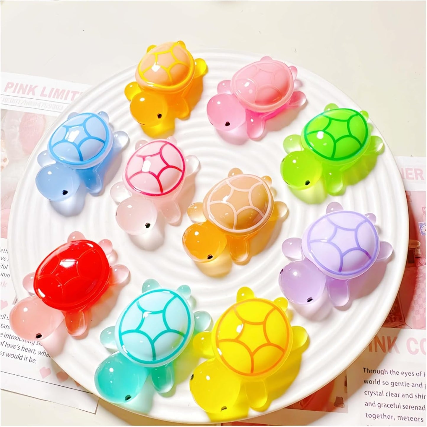 30 Pcs Medium Glow in The Dark 3D Resin Turtles Miniature Garden Figurines,Accessories for Decorating DIY Dollhouse Fish Tank Fridge Wall Art, Safe, Durable, Non Fading