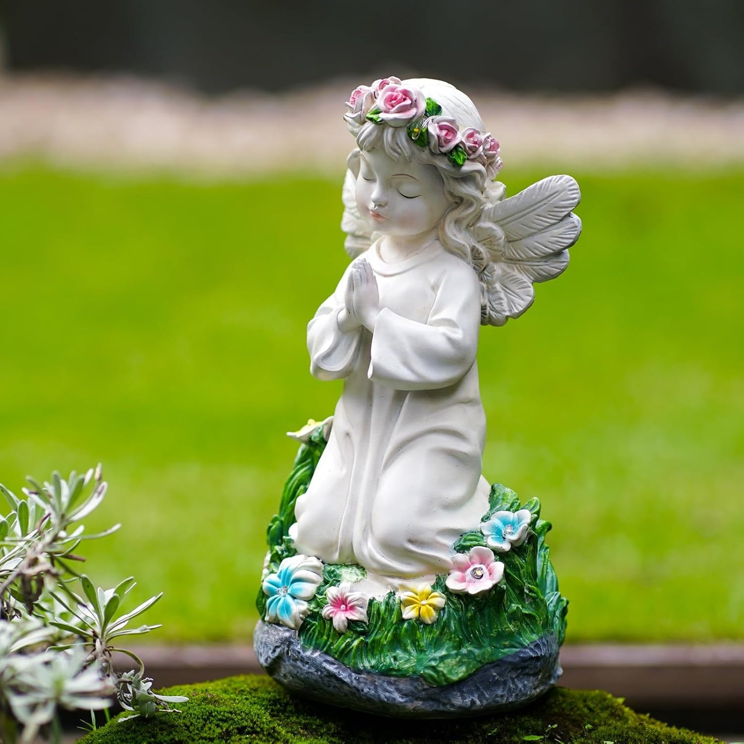 Angel Garden Decor Statue Solar Angel Decorations for Yard Outdoor Decorations for Patio Gift for Mom