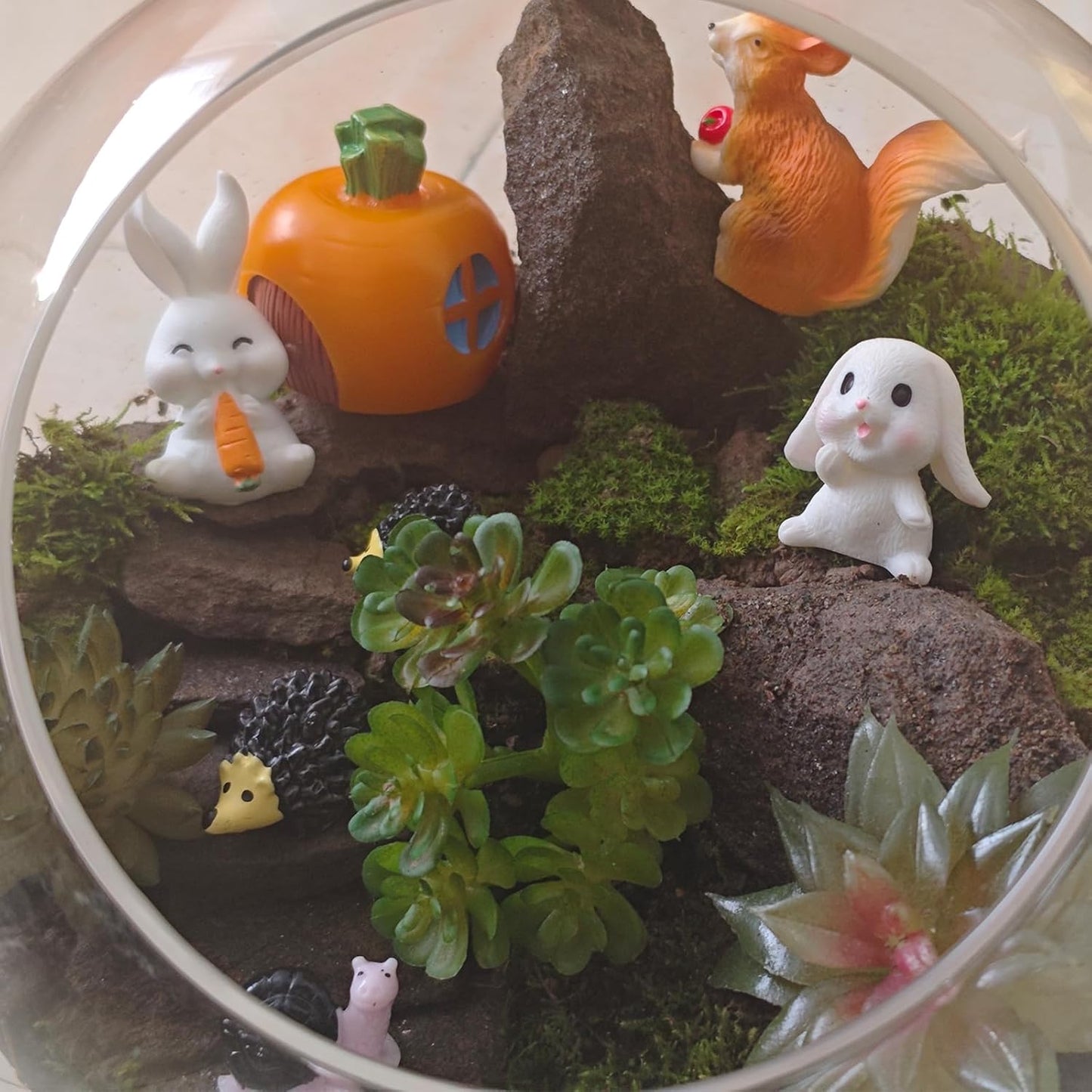 Kai Dream 39 Pcs Fairy Garden Kit - Rabbits and Carrots House,Bunnies Themed Mini Resin Figurines Indoor or Outdoor Decoration,Plant House or Patio Micro Landscapes Décor