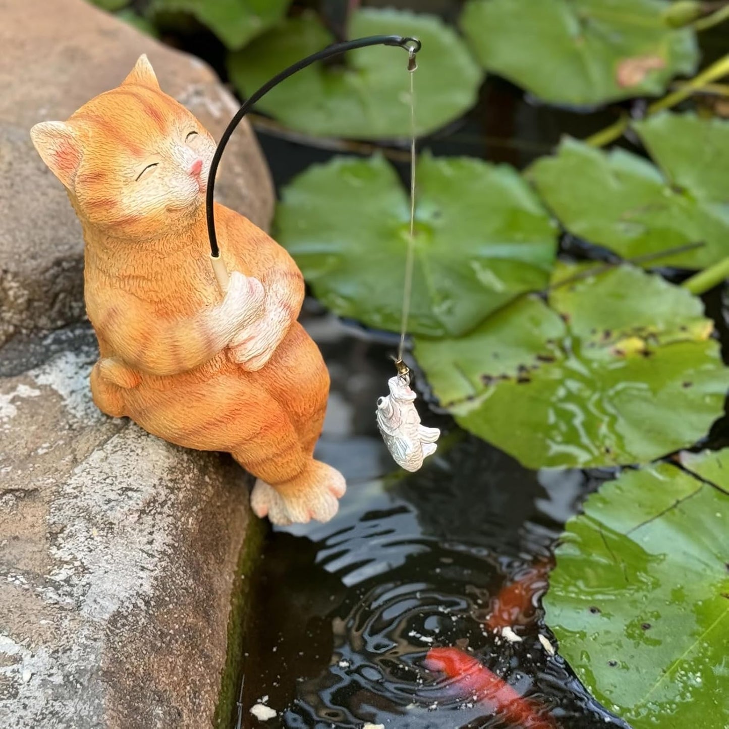Cat Decoration for Yard Outdoor Garden Decor 9.7 Inch Tall Fishing Cat Statue for Koi Pond, Waterfalls or Poolside Ornaments, Fisher Guy Cat Figurine Pond Decor, Gift for Mom & Women