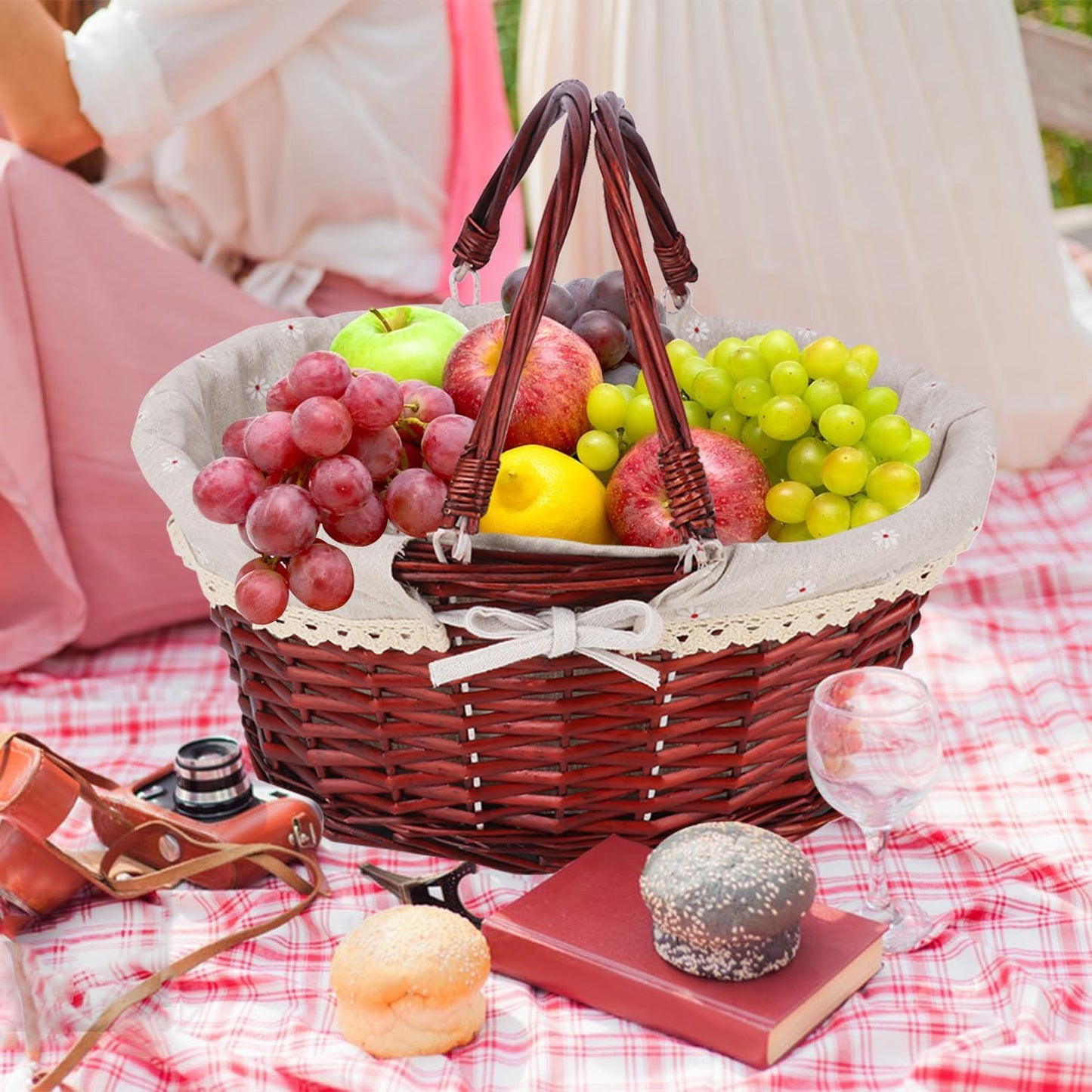 Brown Wicker Basket with Linen Lining, 14 Inch Large Wicker Woven Picnic Basket with Handle for Picnic, Camping, Outdoor Party