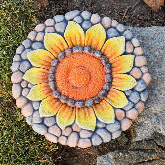Sunflower Stepping Stones Outdoor Garden - Pavers for Outside Walkway Garden Stones Garden Stepping Stones Outdoor Decorative Stone for Garden 9.5 * 9.5 * 0.7 Inch LC Lcdecohome