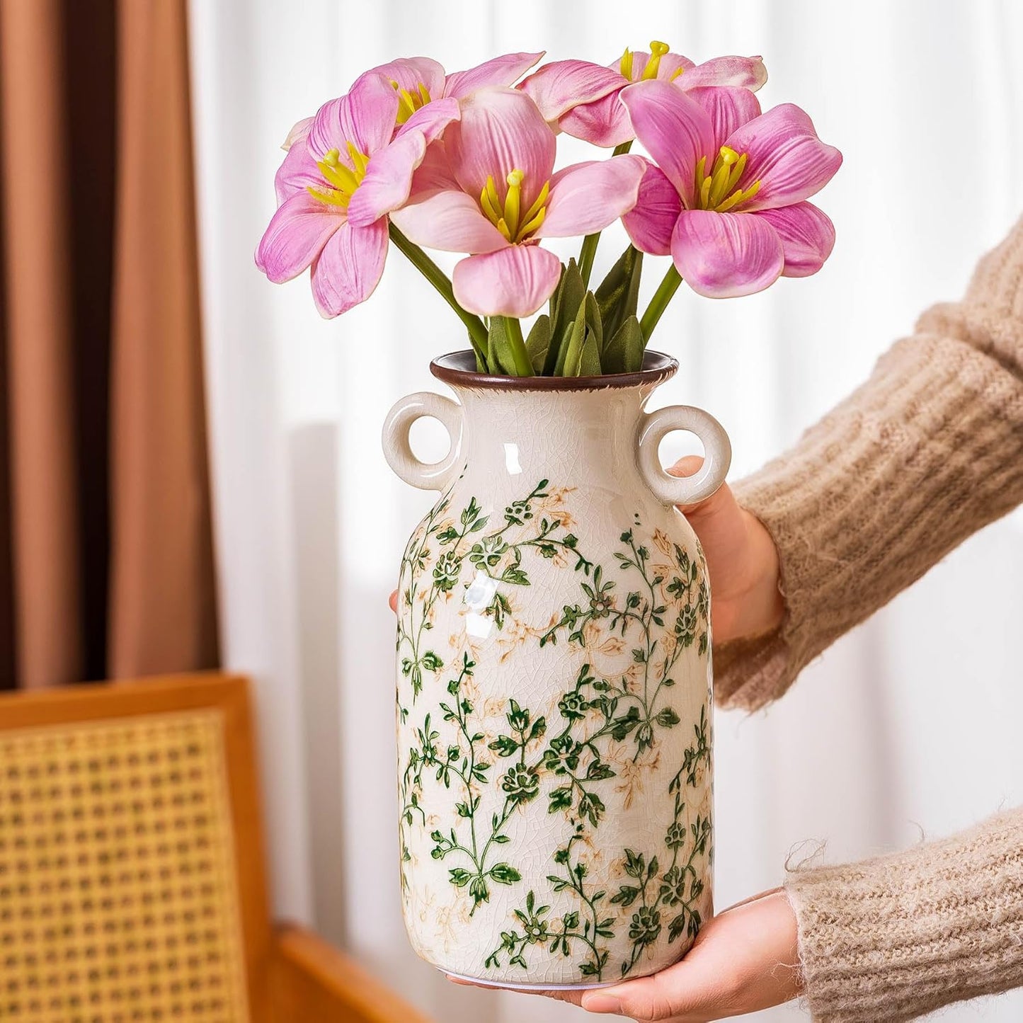 Vintage Pastoral Vase with Handles, Green and Beige Retro Ceramic Flower Vase, Rustic Farmhouse Vases Chinoiserie Floral Large Vase for Home Decor, Living Room, Kitchen, Bedroom and Shelf 9.1 Inch