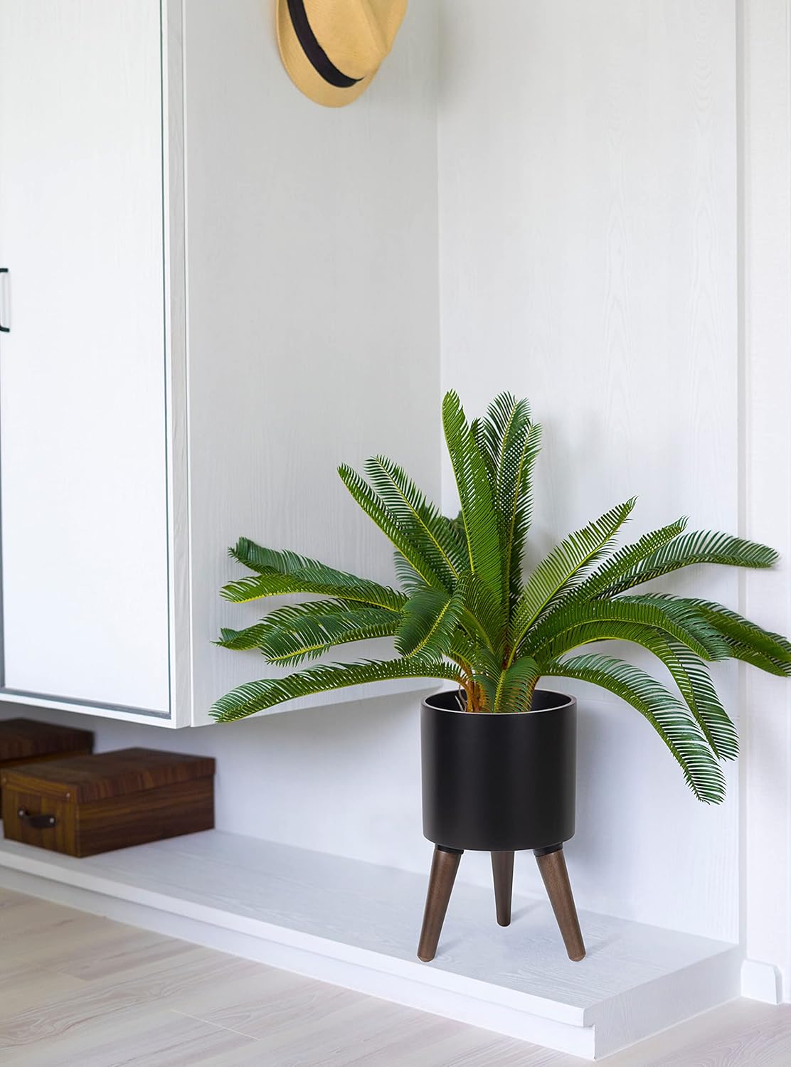 D'vine Dev 8 Inch Planter Pot with Stand, Mid-Century Tall Plant Pot with Legs for Indoor Plants, Small, Black, 88-O-A-2