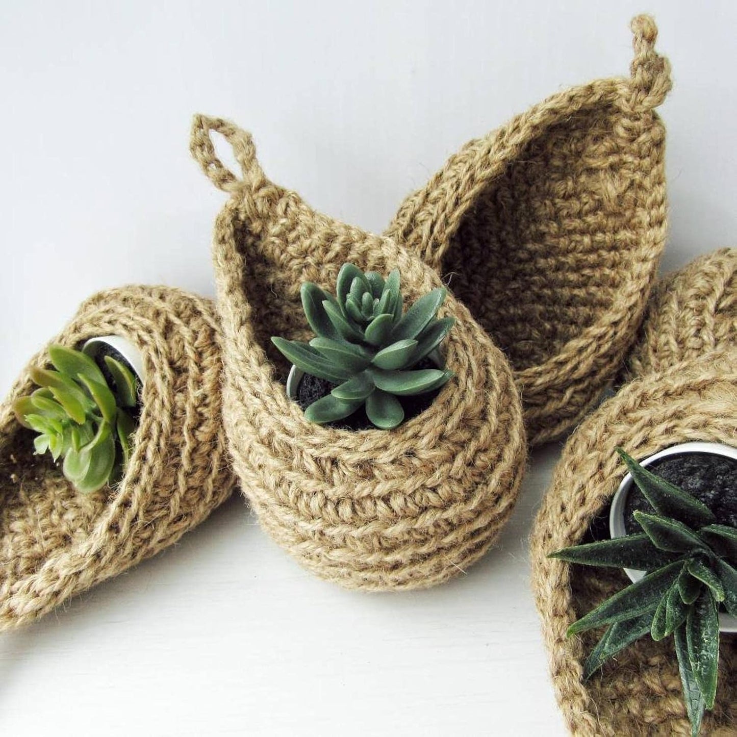 Premium Natural Jute Twine 1500 Feet 2mm - Smell Free 3 Strand, DIY Projects, Crafts, Decoration, Hobby, PET Friendly, Gardening Yarn - String - Rope