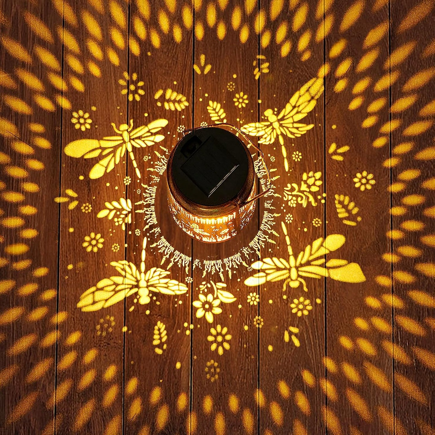 Solar Lanterns Outdoor Waterproof Dragonfly Garden Decor, Birthday Gifts for Women Mom Grandma Hanging Solar Lights Metal LED Decoration with Shepherd Hook Outside for Garden Yard Porch Lawn Patio