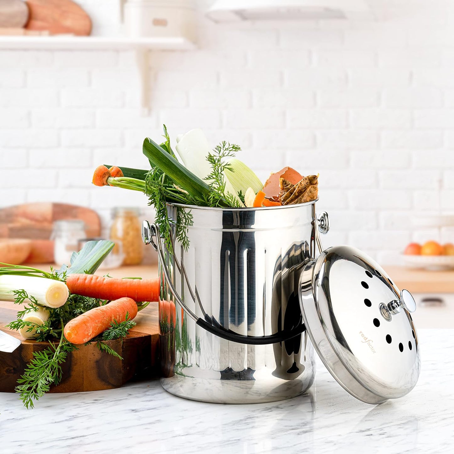 RED FACTOR Premium Compost Bin for Kitchen Countertop - Stainless Steel Food Waste Bucket with Innovative Dual Filter Technology - Includes Spare Filters (Brilliant Steel, 1.3 Gallon)