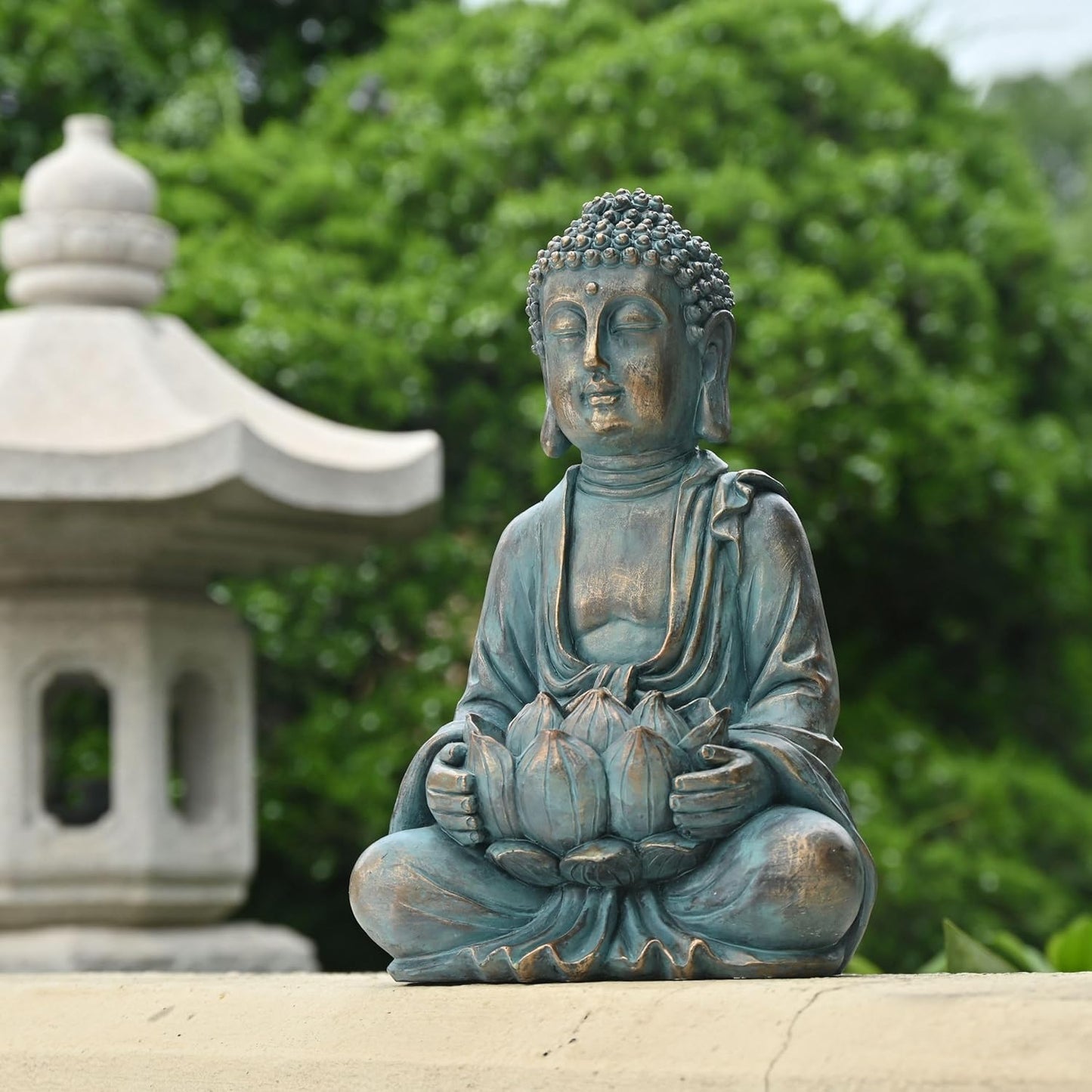 TERESA'S Collections Meditating Buddha Statue for Garden Decor with Outdoor Solar Lights, Large Resin Outdoor Decor Garden Statue Sculpture for Home Lawn Yard Decor Gifts for Dad and Mom, 10.4''