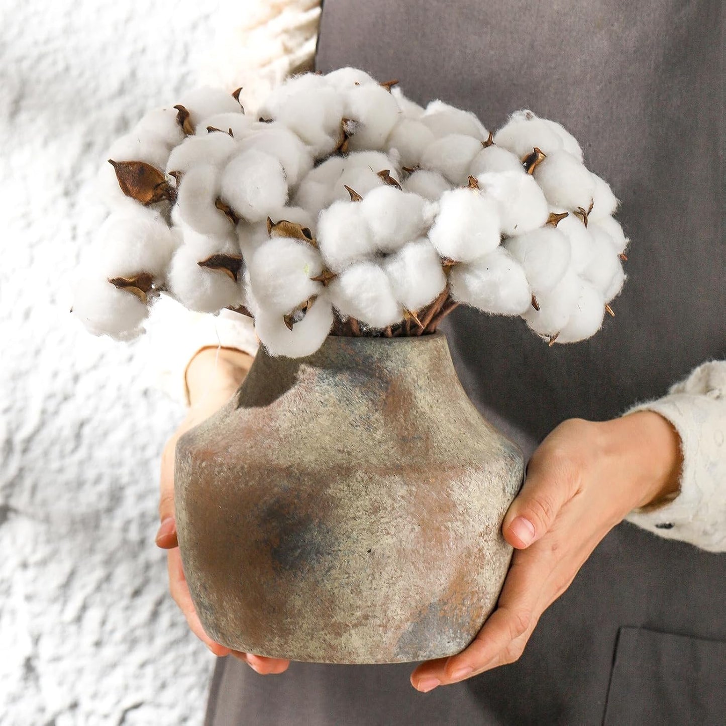 Mitt&Ditt Ceramic Flower Vase, 5.3 inch Pottery Farmhouse Rustic Vase, Handcrafted Weathered Vases, Small Flower Terracotta Vases for Home Decor, Living Room, Table, Shelf, Mantel, Neutral