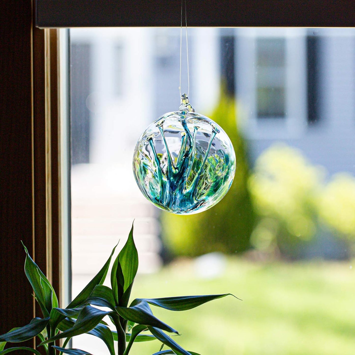 Luke Adams Handmade Glass Gazing Balls for Garden on Clearance – Hand Blown Glass Gazing Ball for Yard Décor – Decorative Garden Globe (Recycle Teal)