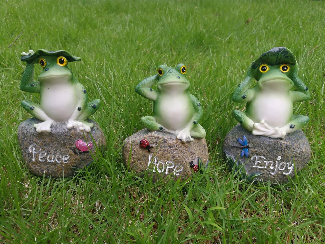 LANKER Frog Garden Statues – 3 Pack 5 Inch Frogs Sitting on Stone Sculptures Outdoor Decor Fairy Garden Ornaments