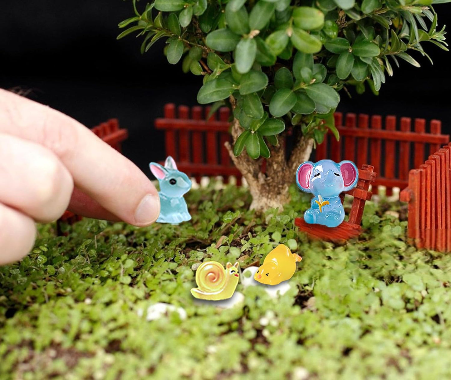 Mini Resin Animals Variety Pack 200 Pcs Luminous Tiny Animals Bulk Glow in The Dark Fairy Garden Miniatures with Tiny Ducks to Hide Around The Home