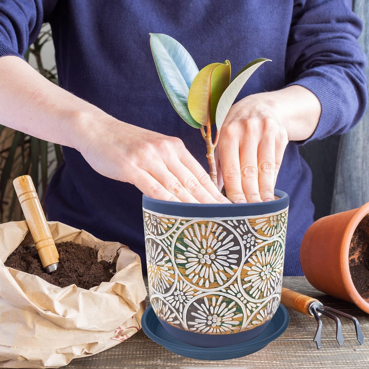 2 Pack of Plant Saucer 12 inch, 12 inch Plastic Plant Drip Trays, Heavy Duty Plant Trays for Indoors no Holes, Plant Water Tray for Planters (Blue)