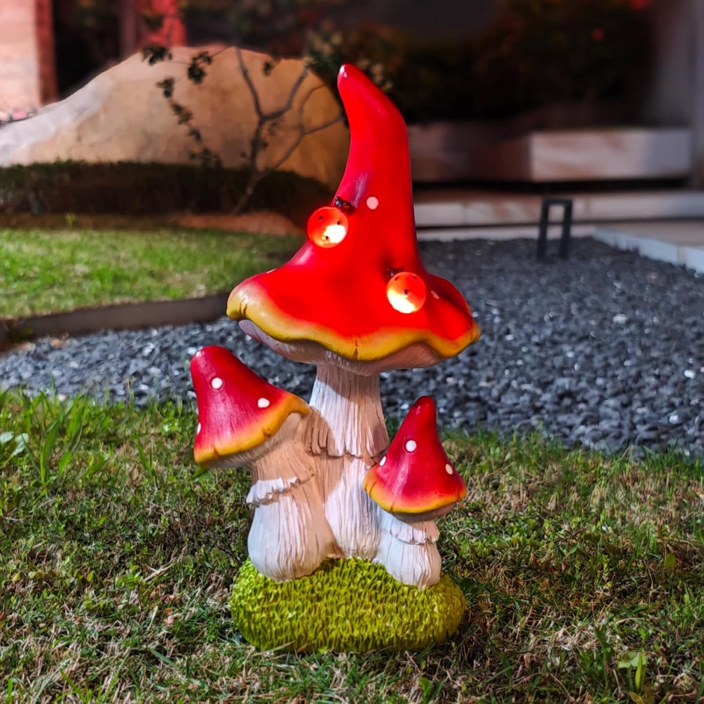 COWOS Solar Mushroom Garden Statue, Fairy Garden Accessories Outdoor Statues, Mushroom House Decor, 3 Mushrooms Head for Patio Yard Lawn Porch Outdoor Decor