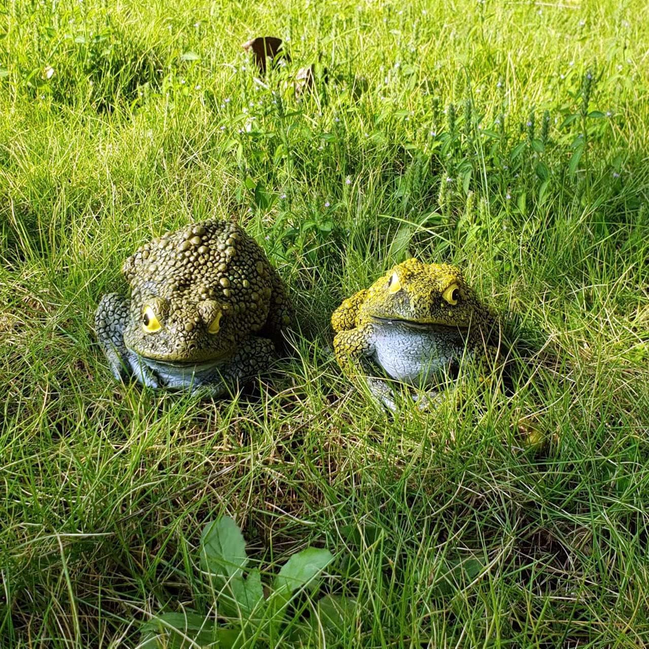 Resin Frog Toad Statues Garden Sculptures, Yard Art Decorations for Outdoor Gardens, Patios, Lawns, Floating Pond Figurine