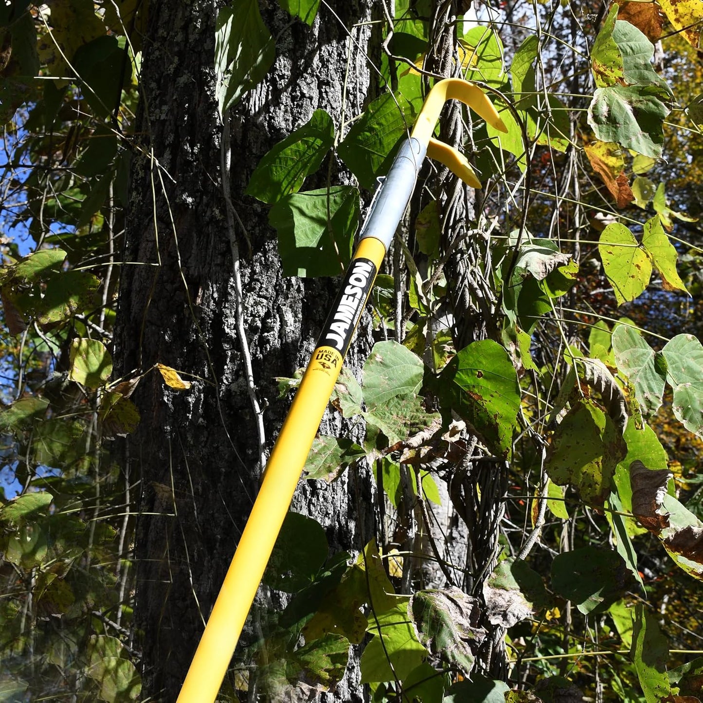 Ram’s Horn Nylon Twin Prong Vine Puller and Lifter