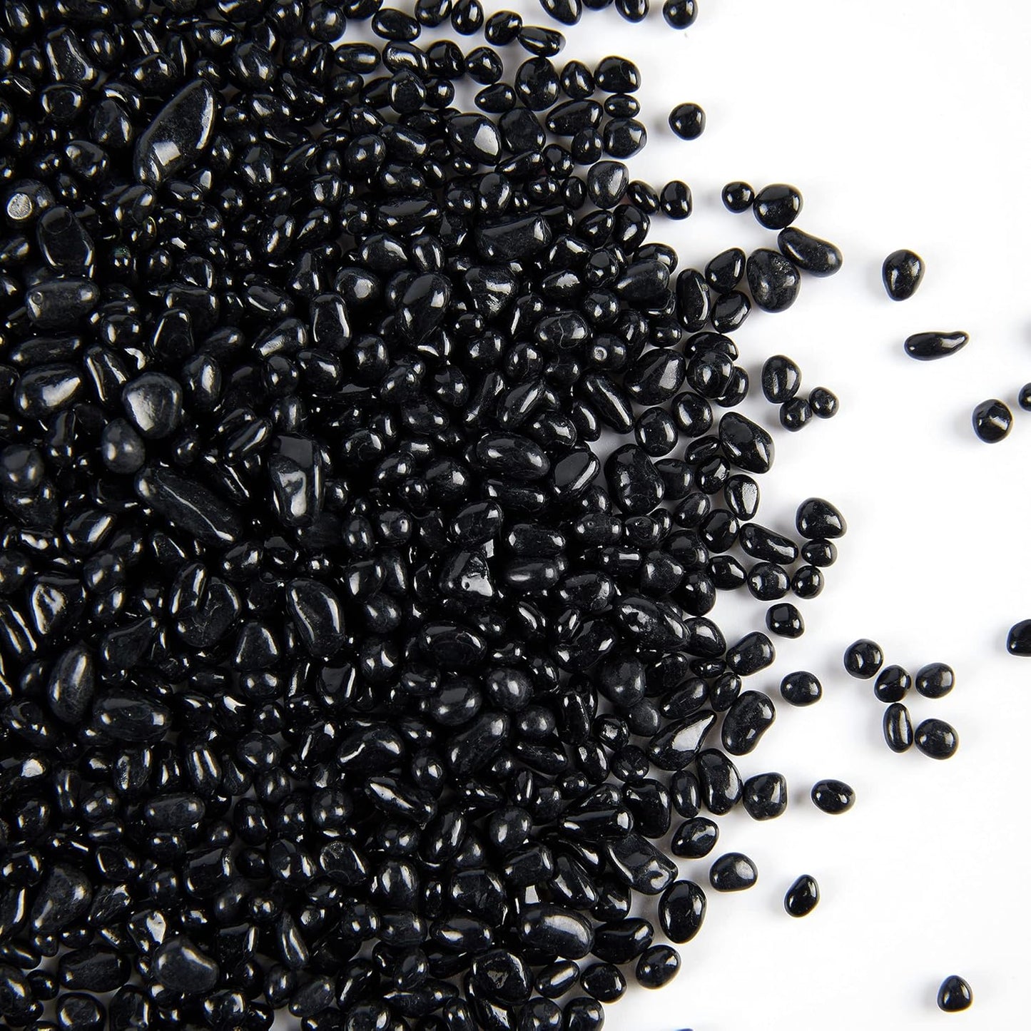 TWINKLING High Luster Round Fire Glass Stones,Glass Marbles Pebbles,Glass Beads Gems for Fire Pit Vase Fillers Crafts Aquarium Garden Decoration,3-6mm,1-Pound Jar (Black)