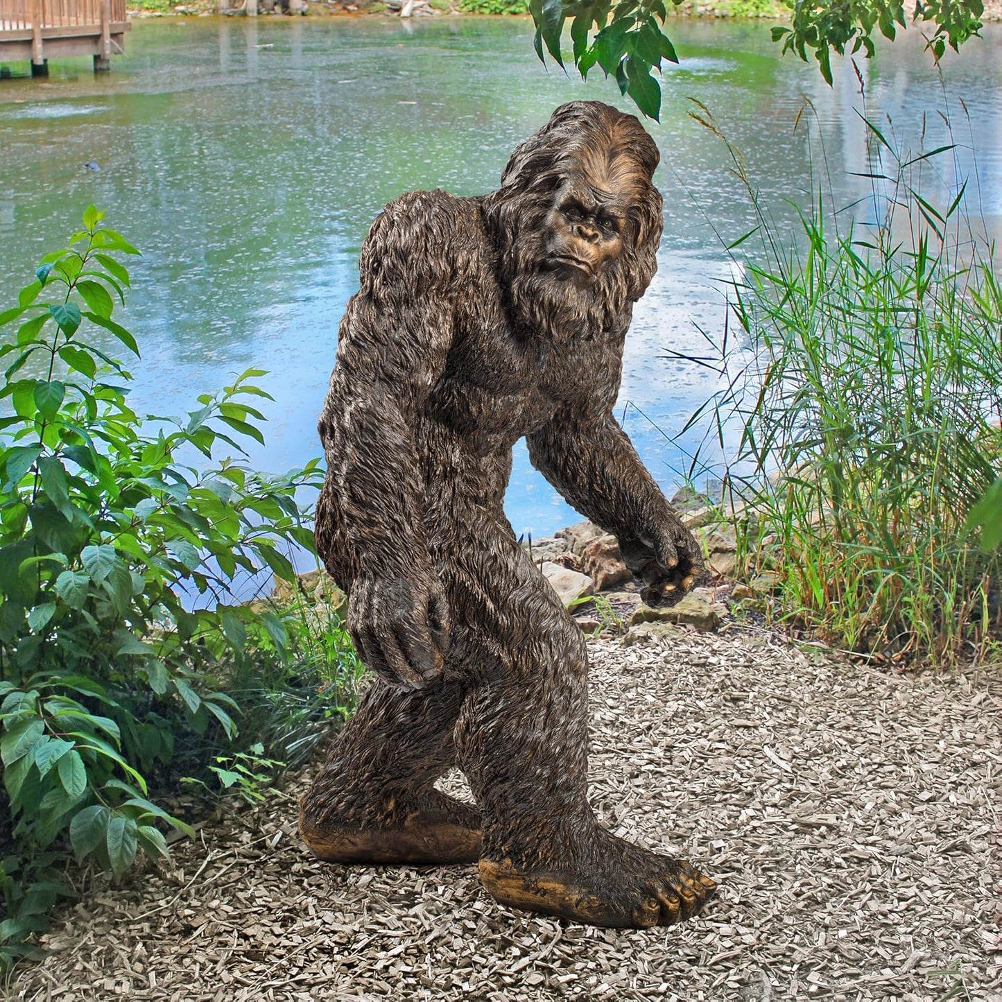 Design Toscano Yeti the Bigfoot Indoor/Outdoot Garden Statue, Medium 21 Inch Tall, Cast Stone Resin, Brown Finish